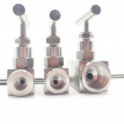 Válvulas globulares de ligação com rosca, fechadas, com terminações de ferrule duplas de alta pressão